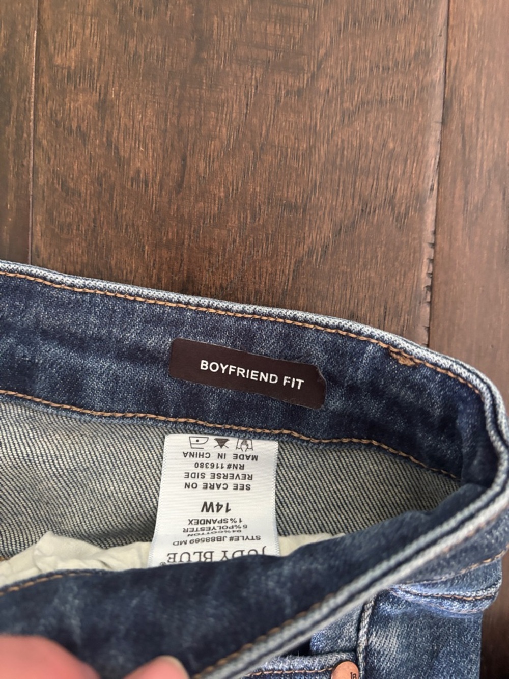 Judy Blue Distressed Boyfriend Jeans in Medium Blue - Picture 9 of 10